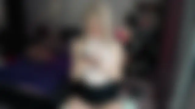 smurfette1's Live Chat Room