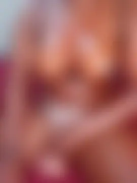 ndivhuwomuleya Adlı Modelin Canlı Sohbet Odası