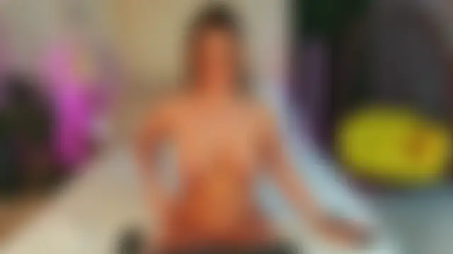 AnyaLov élő chatszobája