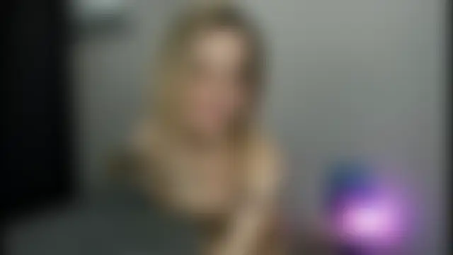 Онлайн секс-шоу CandybbYY