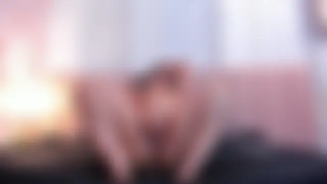 taylor_bennet লাইভ চ্যাট রুম