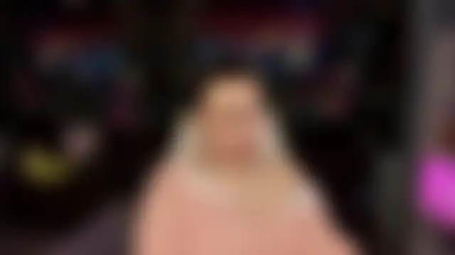 ClaraParksのライブXXXチャット