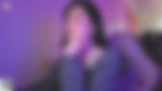 Luna_Moon13のライブXXXチャット