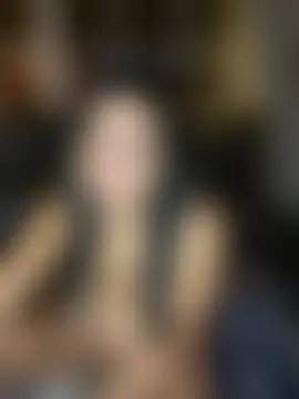 LittleMissEeve Show in webcam