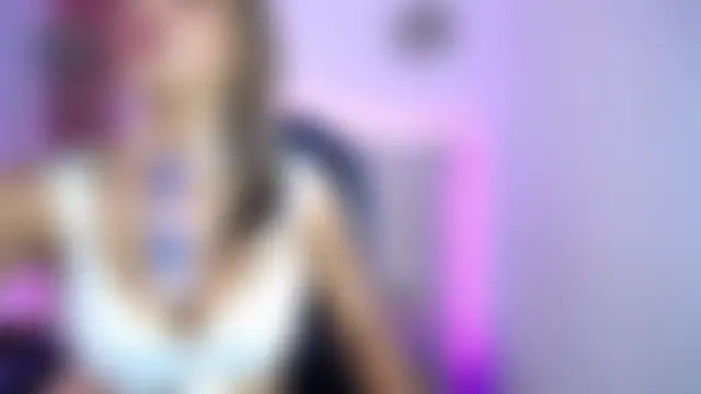 Elizabeth_Evans1: δωμάτιο απευθείας συνομιλίας