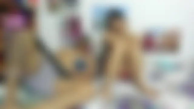 Sala de chat en directo de Roxana_Tony