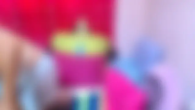 SLUTTYROXY Show in webcam