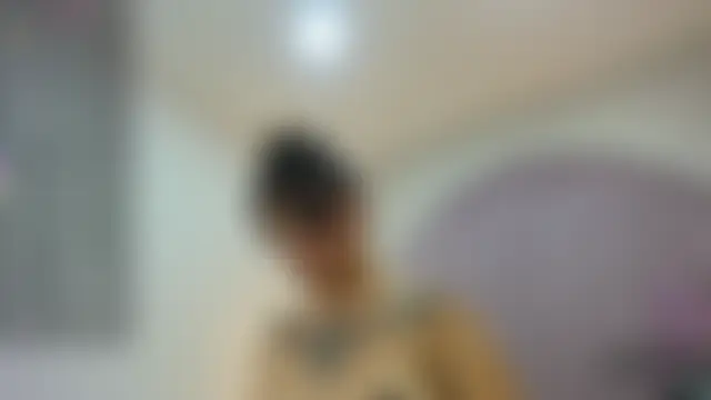 EmilyyGrey Chat Room in diretta