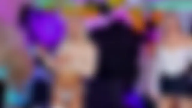 Queens_Wonders_Blonders Webcamshow