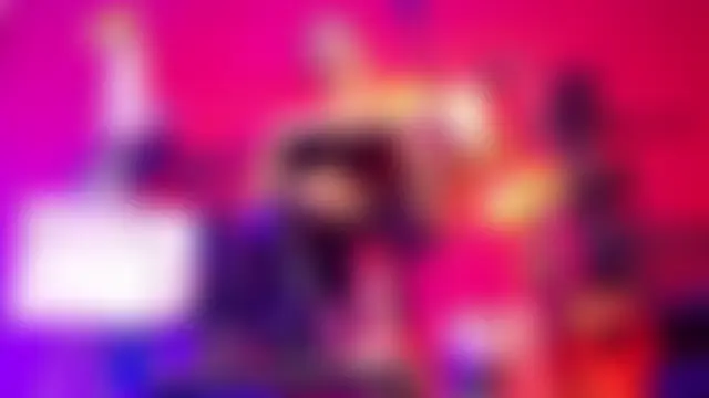 MistressSlut1 网络视讯表演