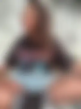 غرفة دردشة Lalla_Amani المباشرة