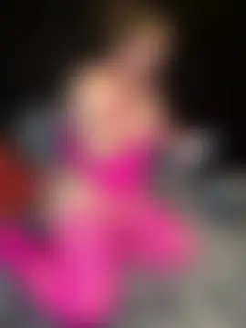 LadySaraNoirのライブXXXチャット