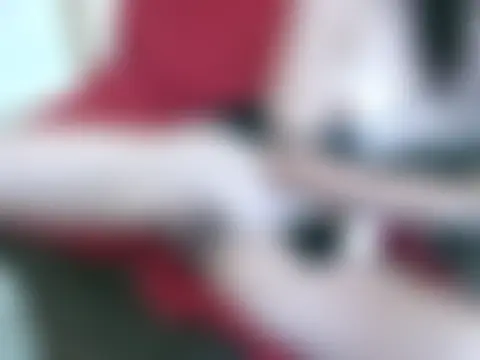 TheGirlWhoStandsUp: απευθείας συνομιλία ΧΧΧ