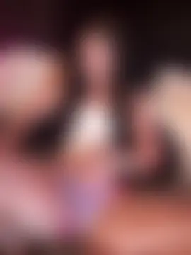 Pokazy przed seks kamerką na żywo – KarissaChantelle