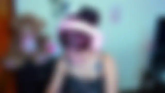 Chat +18 de Ema__Luna ao vivo