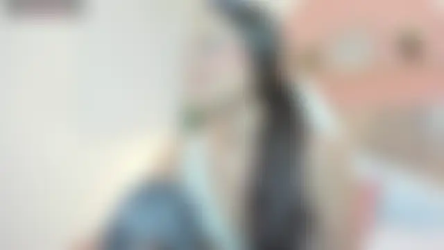 Chat +18 de ivette_swan ao vivo