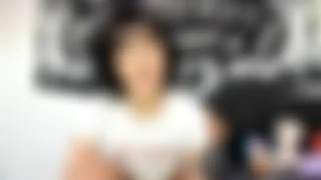 Chat +18 de ariane_kimiko ao vivo