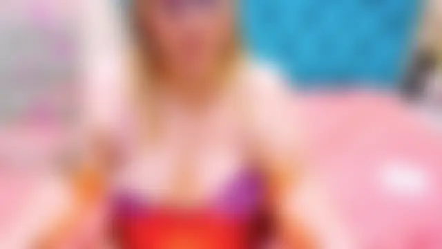 Pokazy przed kamerką – Nayla_Garner