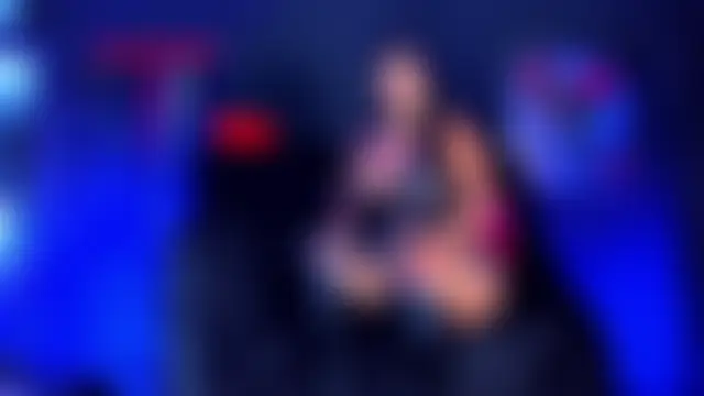 NikkiFlames' Live Chat Room