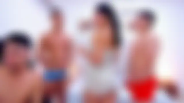 Couple_HotW লাইভ চ্যাট রুম