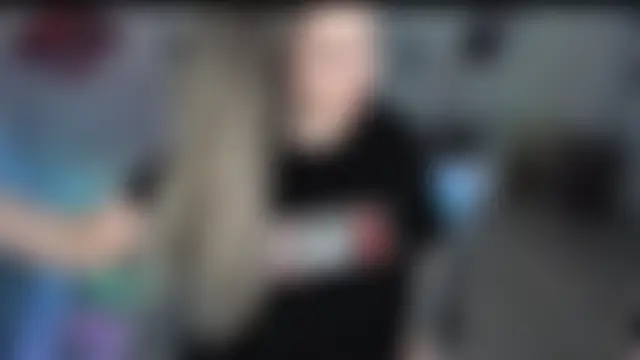 HoneySallyMoore's Live Webcam Chat