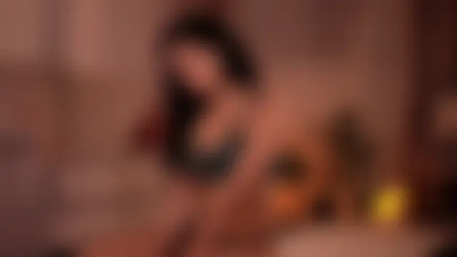 GiaFaaris: διαδικτυακό σόου στην κάμερα