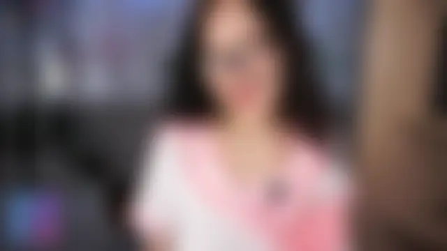 HannaHayles élő chatszobája