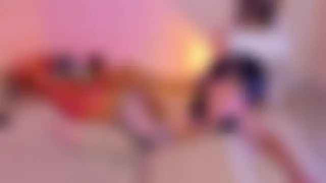 Mikavelvet08's Webcam Show