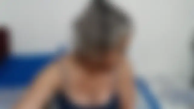 Pokazy przed kamerką – candy_mature_