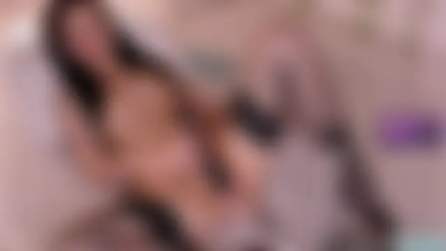 CarlyMilton 即時 XXX 聊天