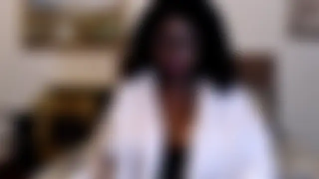 OmegaLipps: διαδικτυακό σόου στην κάμερα