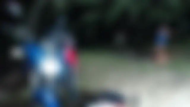 esmeralda_li's Live Chat Room