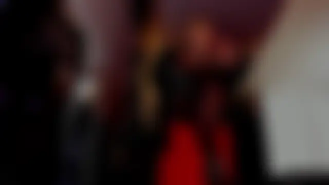 MistressDemi: δωμάτιο απευθείας συνομιλίας