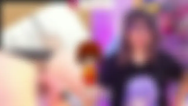 عرض كام cinna_monroll