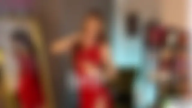 Pertunjukan Kamera Web Sue_Sanders