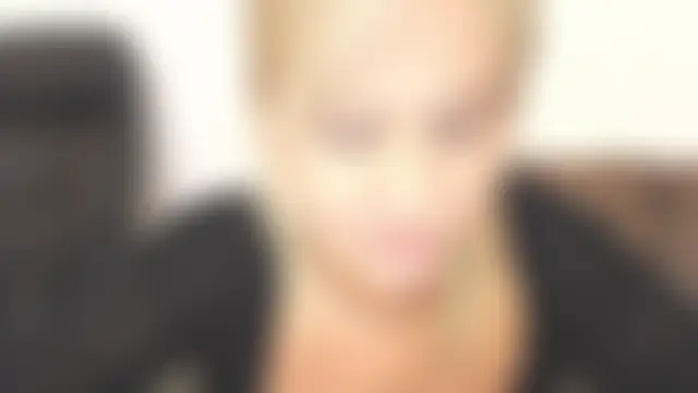 amberdoll4u 现场XXX聊天