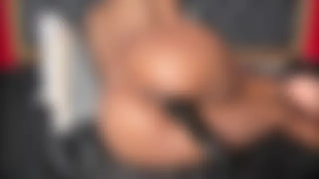 YayaHilton: онлайн-чат