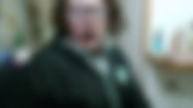 Chat +18 de curly_greeneyed ao vivo