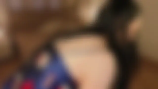 Pertunjukan Kamera Web DeloresSaberi