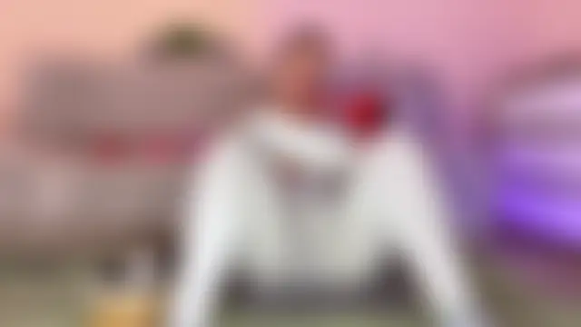 Pepper_corn Adlı Modelin Canlı XXX Sohbeti