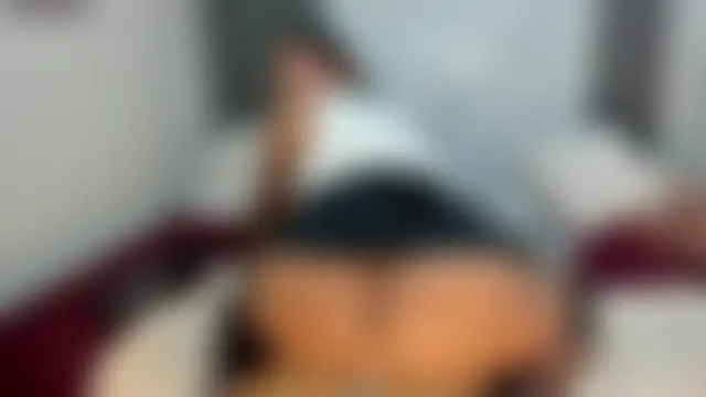 Morochaa-fire Adlı Modelin Canlı Sohbet Odası