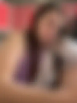 แชท XXX สดของ SeducingYoghourt