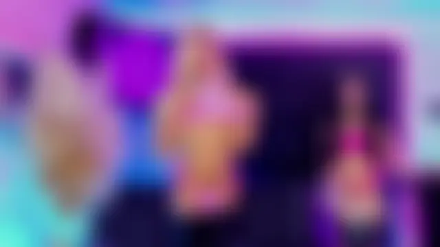 Queens_Wonders_Blonders Webcam-Show