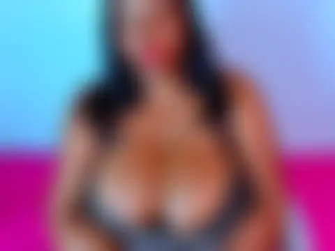 Chatroom XXX en direct de CYBERGIRL4Uxx