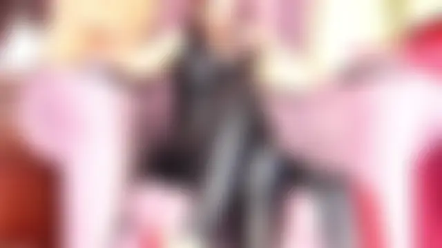 LadyLeather লাইভ চ্যাট রুম