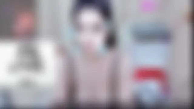 Chat +18 de CryKuro_ ao vivo