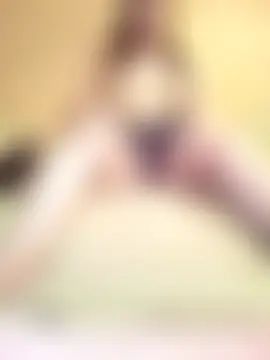 Živý XXX chat modest_lolia