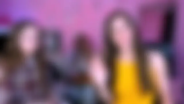 rebecca_smileのライブXXXチャット