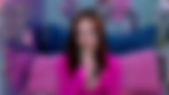 Pokazy przed kamerką – VivienneRo