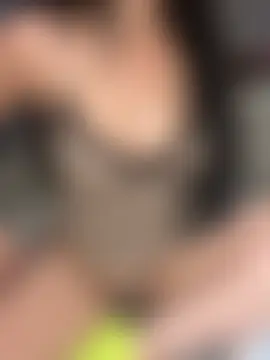 LaPetitechienne1's Live XXX Chat